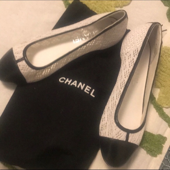 Chanel Ballet Flats - Picture 1 of 5
